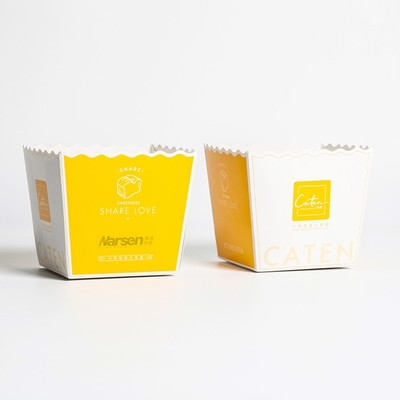 Emballage en papier revêtu de logo personnalisé Boîte à colis pour frites en impression CMYK